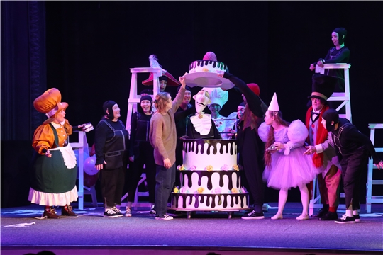 В Чувашском театре кукол с успехом прошла премьера спектакля «Три Толстяка»