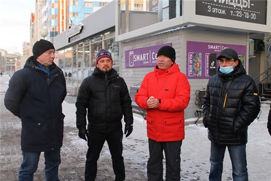 В микрорайоне «Волжский-3» организован субботний обход территории на предмет благоустройства в зимний период