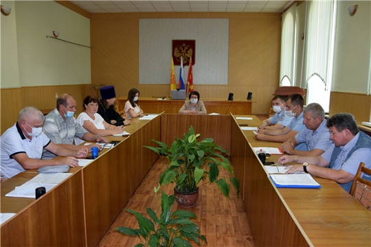 В администрации Алатырского района состоялось заседание Совета по межнациональным и межконфессиональным отношениям
