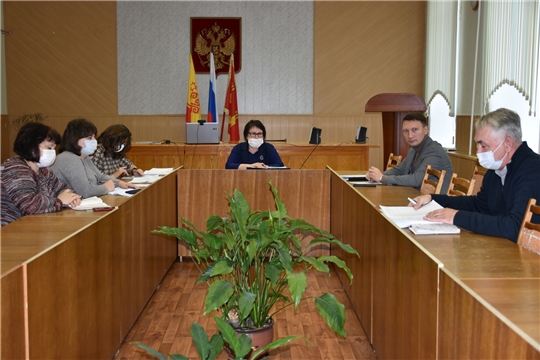 Состоялось заседание оперативного штаба по предупреждению распространения новой коронавирусной инфекции на территории Алатырского района