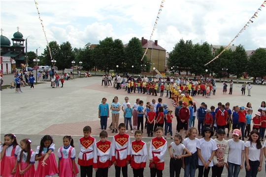 12 июня в рамках районного праздника песни, труда и спорта «Акатуй» прошел праздник "Детский Акатуй"