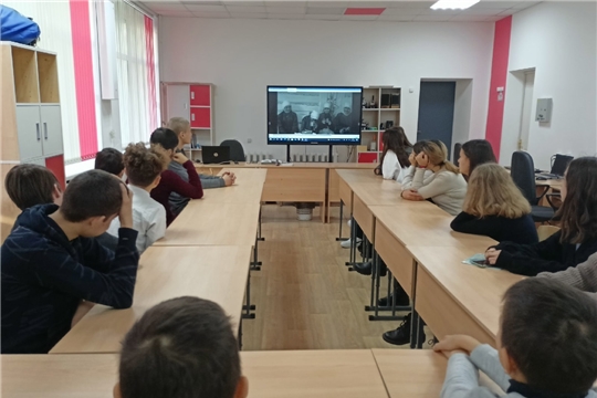 Неделя памяти «А зори здесь Сурские…»