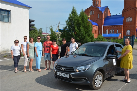 В Батыревском районе состоялся конкурс "Авто-леди"