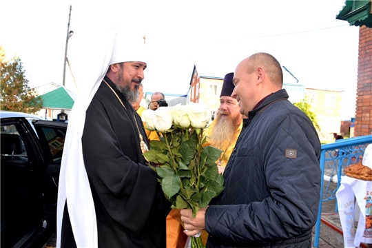 Глава Чувашской митрополии проводит службу в Батыревском районе