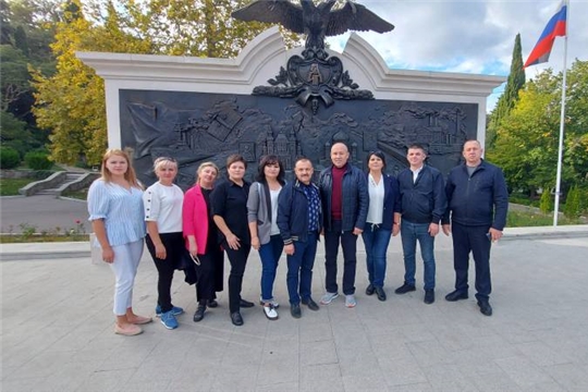 Деловая поездка делегации Батыревского района в Крым