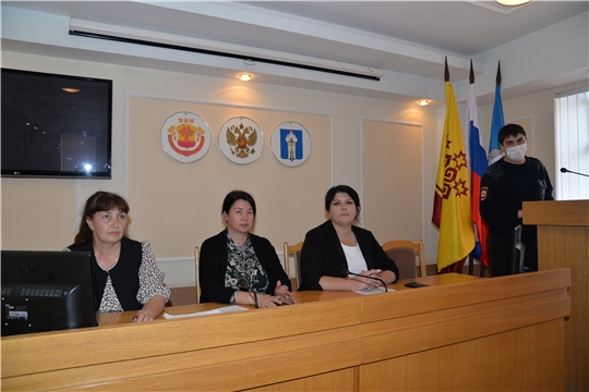 Заседание комиссии по делам несовершеннолетних и защите их прав администрации Батыревского района
