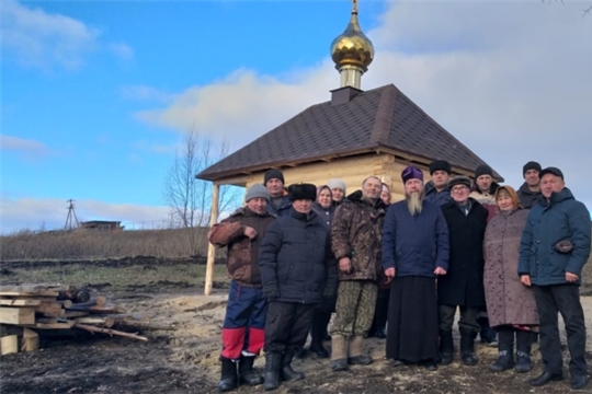 В с.Алманчиково состоялось возведение купола с крестом