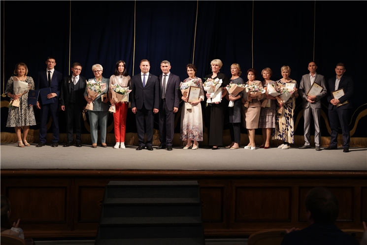 Олег Николаев: эпир сире тавтапуҫ калама ывӑнмастпӑр!