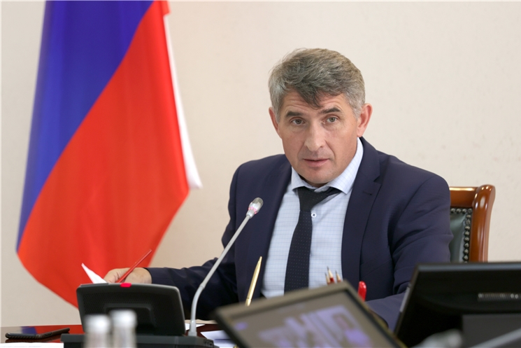 «Шкул ачисене коррупципе хирĕҫ кĕрешме вĕрентсе пымалла», – тенĕ Чӑваш Республикин Пуҫлӑхӗ Олег Николаев