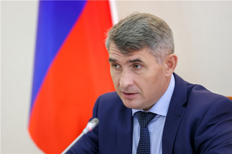 COVID-19  чиртен асăрханса аслă ӳсĕмрисене, 60 ҫултан аслăраххисене вакцинацилеме  лайăхрах условисем йĕркелеме сĕннĕ Олег Николаев