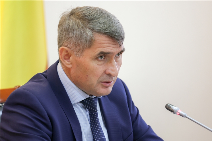 Чӑваш Ен Пуҫлӑхӗ Раҫҫей Промышленноҫ Министрĕ Денис Мантуров июль уйӑхӗнче региона килессине хыпарланă