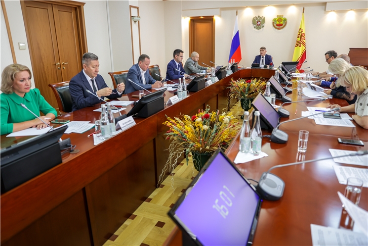 Правительство ҫуртӗнче наци проекчӗсемпе килĕшӳллĕн  пурнăҫланакан объектсенчи ĕҫ-хĕле сӳтсе явнă