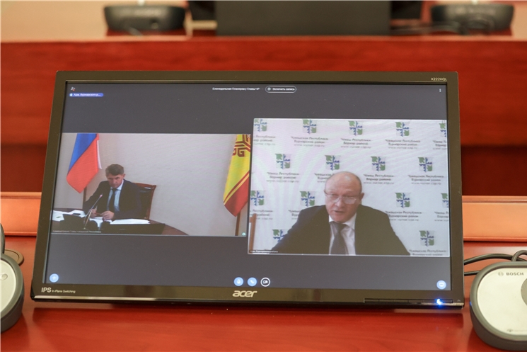 Вӑрнар районӗнче хутса ăшăтмалли тапхăра япăх хатĕрленнине палăртнă Олег Николаев