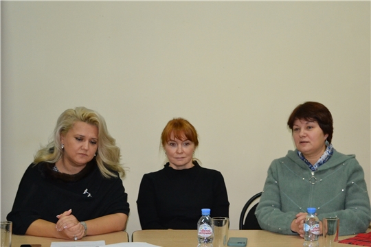 Председатель Союза женщин Наталья Николаева провела встречу с активом женсовета города Алатыря