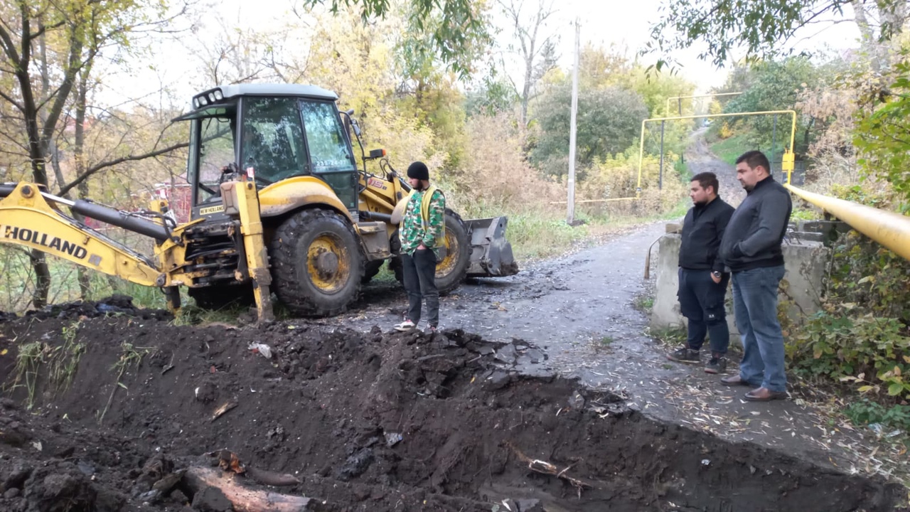 В овраге по улице Энгельса проводятся работы по устройству ливневой  канализации | г. Алатырь Чувашской Республики