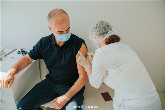 Алексей Ладыков: «Прошу всех задуматься о своем здоровье и пройти вакцинацию»!