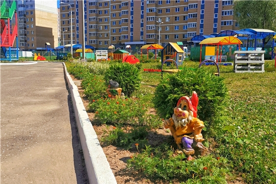 Участники смотра-конкурса на лучшее озеленение и благоустройство удивляют ландшафтными решениями