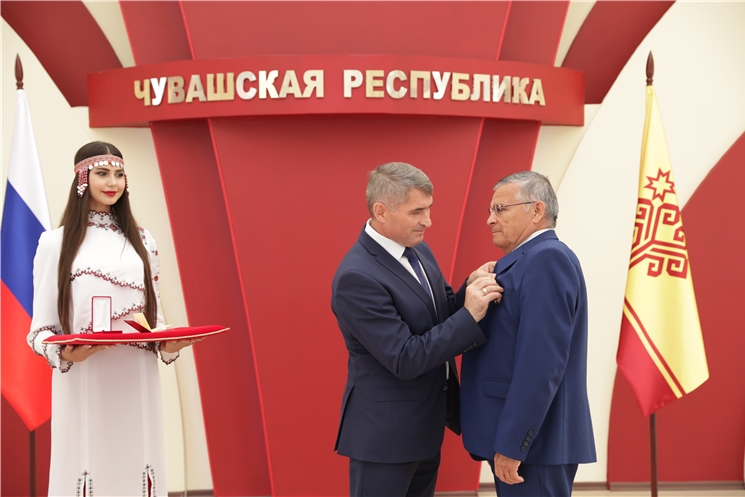 Торжественное собрание в честь профессионального праздника Дня строителя