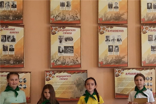 В Центре детского творчества заработала выставка «Моя семья в истории Великой Победы»