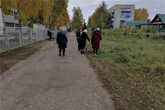 Коллективы дошкольных учреждений города Шумерля провели экологические субботники на подведомственных территориях