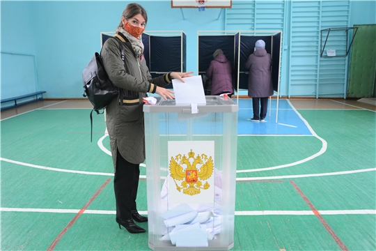 Кристина Майнина проголосовала на выборах в Госдуму