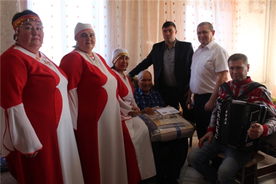 90-летний юбилей жителя села Старочелны-Сюрбеево, ветерана тыла Денисова Аркадия Аврамовича