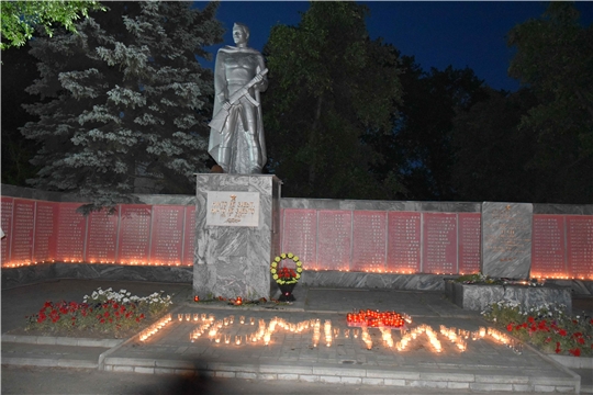 В г. Козловке прошла акция «Свеча памяти»