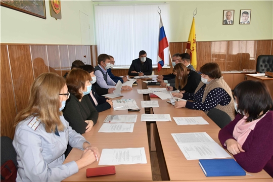 Фирдавиль Искандаров провел заседание Комиссии по профилактике правонарушений