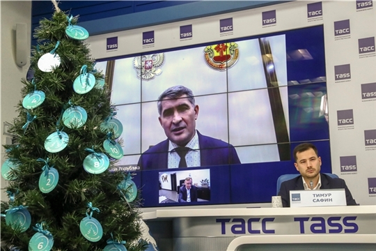 Глава Чувашской Республики Олег Николаев дал старт Всероссийской предновогодней акции «Елка желаний»