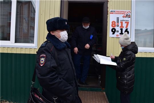 Мобильные группы при администрации Красноармейского района совместно с сотрудниками ОП по Красноармейскому району МО МВД России «Цивильский» продолжают ежедневные рейды.