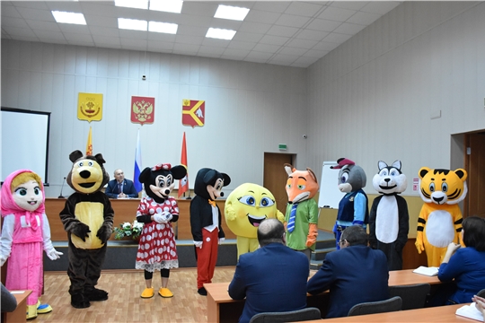 Администрация Красноармейского района приобрела костюмы ростовых кукол
