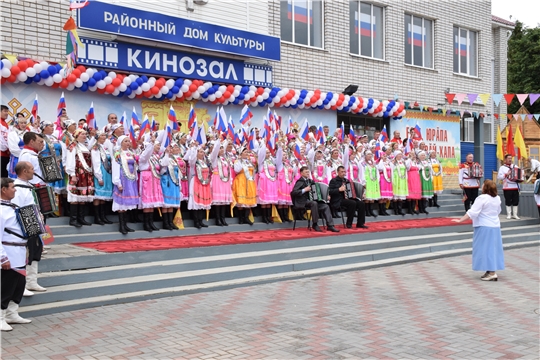 Названы имена победителей конкурса смотра-отчета коллективов народного творчества «Çуралнă çĕр-шывшăн чĕремĕр юрлать»