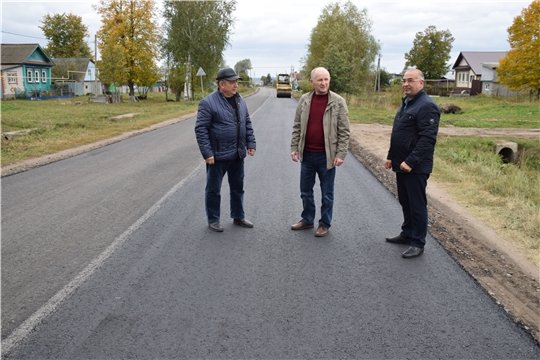 Руководство Красночетайского района ознакомилось с ходом ремонтных работ