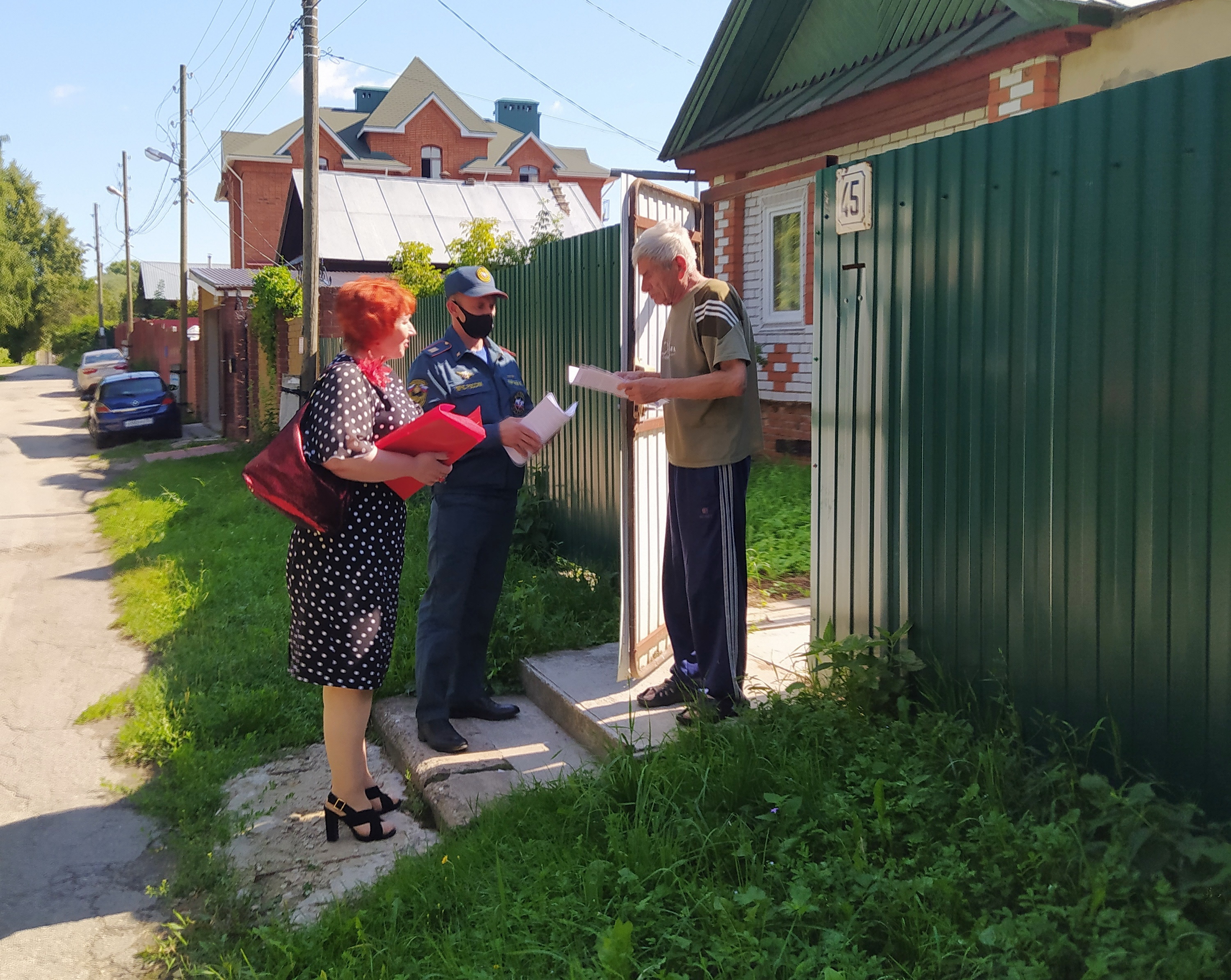 В рамках профилактики пожаров в частном секторе проведен обход 57  индивидуальных жилых домов | Управа по Ленинскому району администрации  города Чебоксары