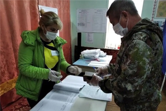 В Мариинско-Посадском районе идет второй день голосования