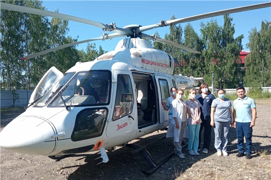 Новорожденного эвакуировали в больницу в Казани на вертолете