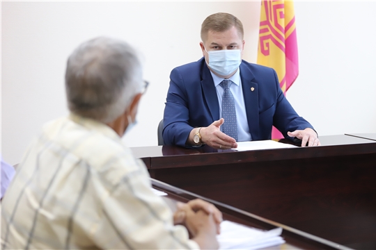 Министр здравоохранения Чувашии Владимир Степанов провел прием граждан по личным вопросам