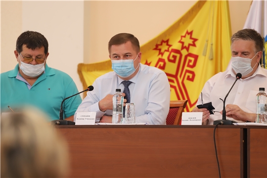 Министр здравоохранения Чувашии Владимир Степанов с рабочим визитом посетил Порецкий район