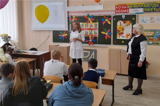 В День знаний первоклассникам - о здоровье зубов
