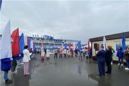 В Чебоксары прибыл теплоход акции «Волна здоровья»