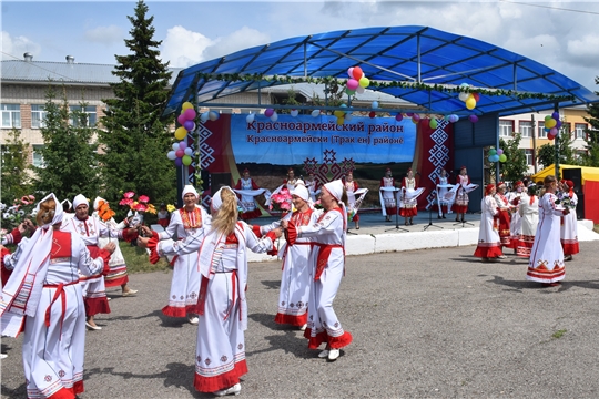 В Красноармейском районе прошел традиционный праздник песни, труда и спорта "Акатуй - 2021"