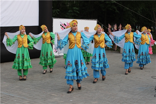 В Чебоксарах стартовал фестиваль уличного кино