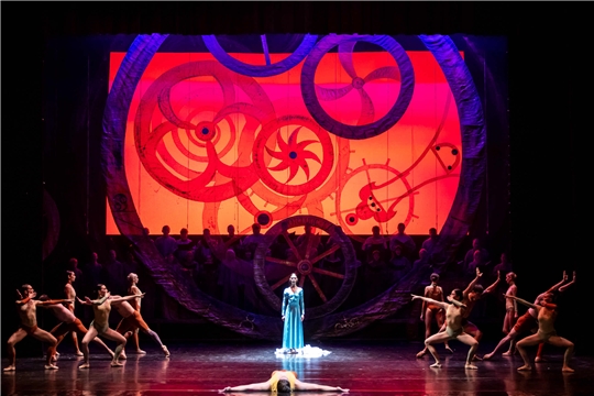 В театре оперы и балета состоялась премьера одноактного балета «Симфонические танцы»