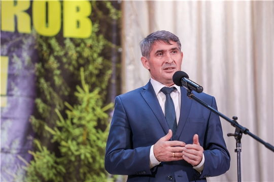 Глава Чувашии Олег Николаев поздравляет с Днём работников леса