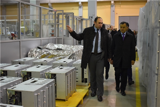 Точки соприкосновения: делегация Таджикистана посетила производства Чебоксарского электроаппаратного завода