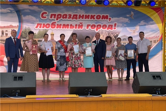 Сергей Артамонов поздравил жителей Канаша с Днем города