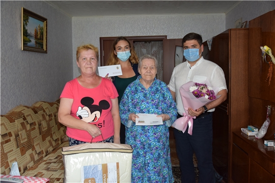 В Московском районе г. Чебоксары поздравили с 90-летним юбилеем Феодорию Матвееву и Галину Тутубалину
