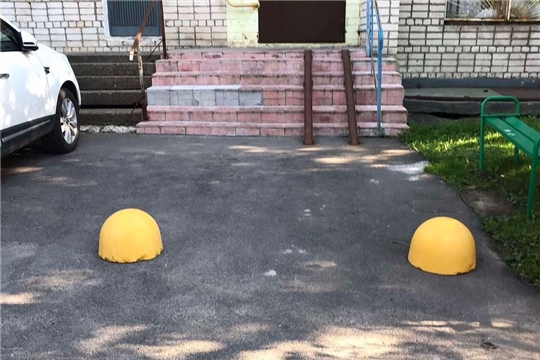 Платформа обратной связи помогла наладить дорожное движение во дворе дома № 1 по ул. О. Беспалова