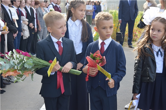 Паян Вӗренӳ министрӗ Алла Салаева хутшӑннипе инҫет мелӗпе ашшӗ-амӑшӗн пухӑвӗ иртет