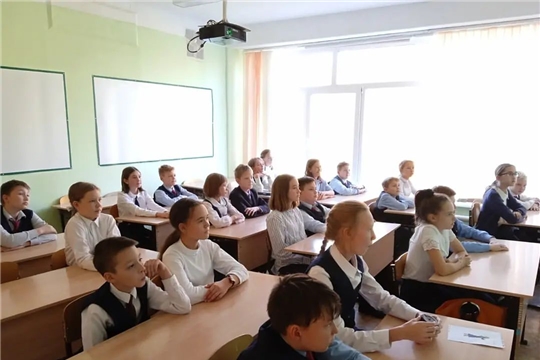 Всероссийская перепись населения: в школах г. Чебоксары проходят тематические уроки